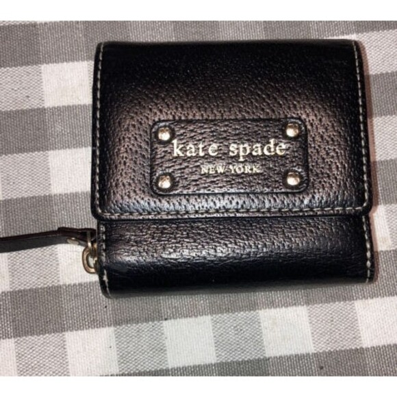 Black Kate Spade Trifold Wallet with Zippered Coin Pouch - Picture 1 of 10